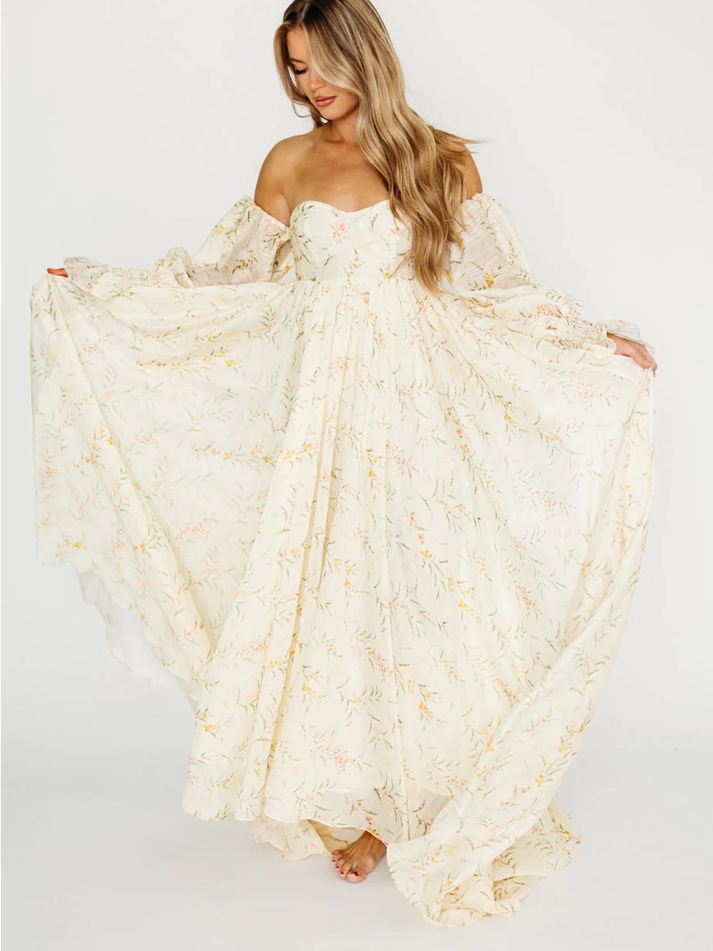 Delilah Maxi Dress with Train in Cream Floral